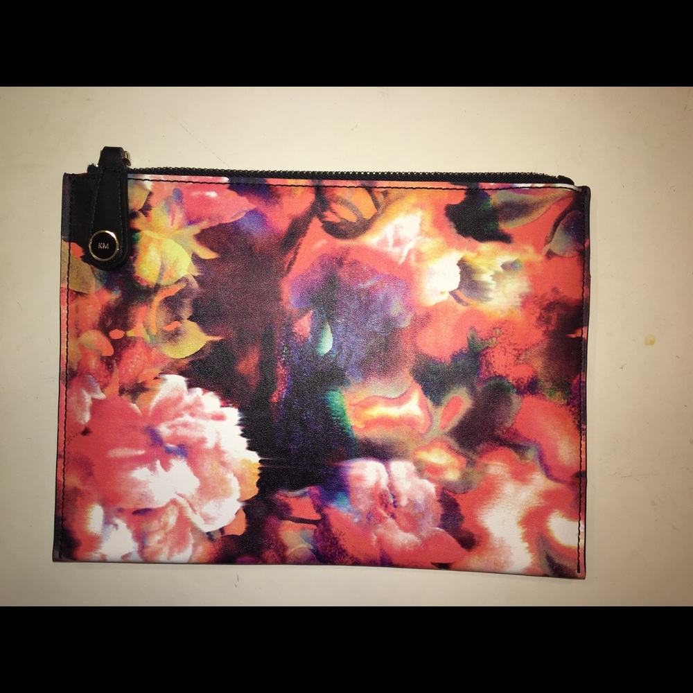 Great gift! NWT Karen Millen Purse with Dust Bag - Picture 2 of 3